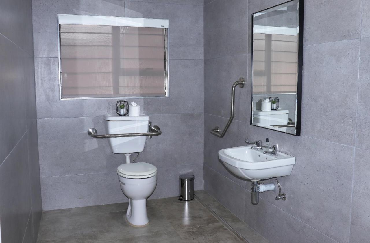 Eden Boutique Hotel كوكستاد المظهر الخارجي الصورة